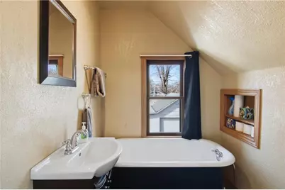 626 Spring Street, Eau Claire, WI 54703 - Photo 16