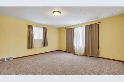 24317 45th Avenue, Cadott, WI 54727 - Photo 6