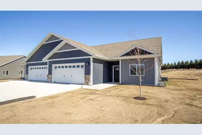 3375 Iris Drive, Eau Claire, WI 54703 - Photo 2