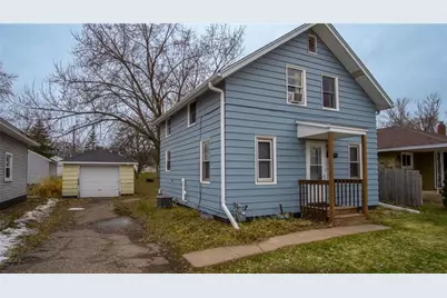 2224 11th Street, Eau Claire, WI 54703 - Photo 2