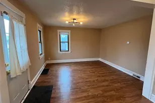 2224 11th St, Eau Claire, WI 54703 - Photo 8