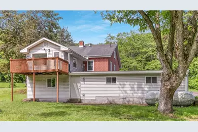 1435 McKinley Road, Eau Claire, WI 54703 - Photo 2