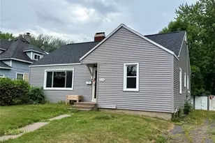 514 E 2nd St, Ladysmith, WI 54848 - Photo 2