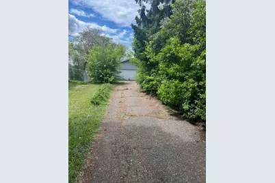 215 West Avenue, Dresser, WI 54009 - Photo 2