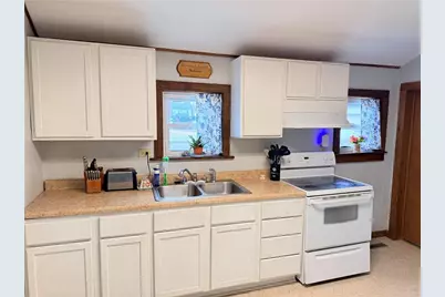 11 E Gates Street, Rice Lake, WI 54868 - Photo 6