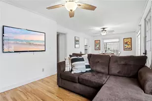 2607 6th St, Eau Claire, WI 54703 - Photo 8