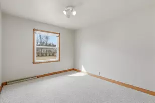 321 W Tyler Ave, Eau Claire, WI 54701 - Photo 10