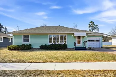 321 W Tyler Avenue, Eau Claire, WI 54701 - Photo 1