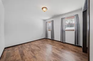 3019 Deerfield Dr, Eau Claire, WI 54703 - Photo 18