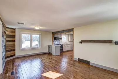 683 W Riverside Avenue, Mondovi, WI 54755 - Photo 6