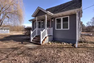 683 W Riverside Ave, Mondovi, WI 54755 - Photo 40