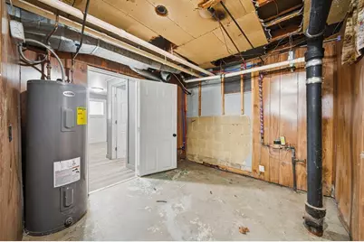 827 Truax Boulevard, Eau Claire, WI 54703 - Photo 28