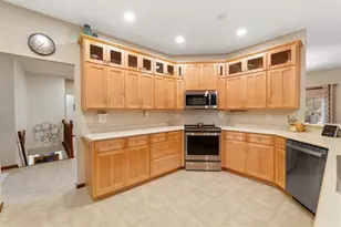 823 Star Dr, Black River Falls, WI 54615 - Photo 10
