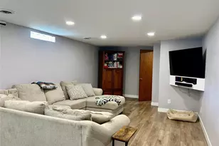 1027 Bradley Ave, Eau Claire, WI 54701 - Photo 24