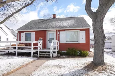 1131 Barron Street, Eau Claire, WI 54703 - Photo 1