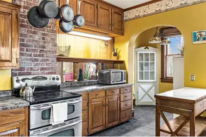 930 3rd Avenue, Eau Claire, WI 54703 - Photo 18