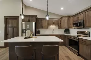 5607 Moss Trail, Eau Claire, WI 54701 - Photo 6