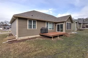 4604 Village Terrace Ct, Eau Claire, WI 54702 - Photo 18