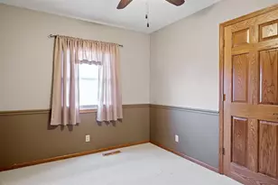 2858 Milton Rd, Eau Claire, WI 54701 - Photo 22