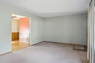 2858 Milton Rd, Eau Claire, WI 54701 - Photo 6