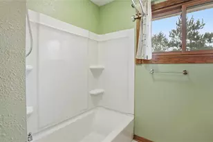 2119 Cornell St, Eau Claire, WI 54703 - Photo 18