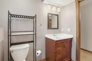 2119 Cornell St, Eau Claire, WI 54703 - Photo 14