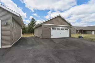 6860 Willow Creek Rd, Eau Claire, WI 54701 - Photo 38