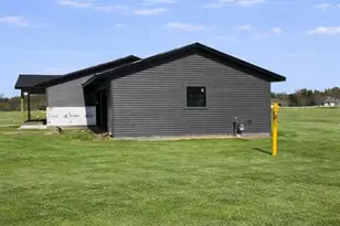 512 S Wilson St, Thorp, WI 54771 - Photo 4