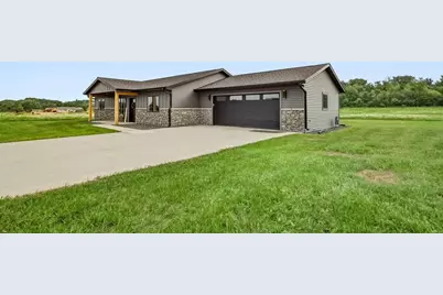 512 S Wilson Street, Thorp, WI 54771 - Photo 4