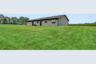 512 S Wilson Street, Thorp, WI 54771 - Photo 14