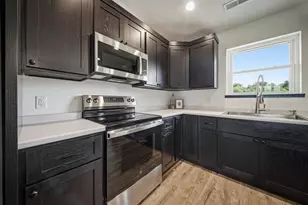 519 W Maple St, Thorp, WI 54771 - Photo 16