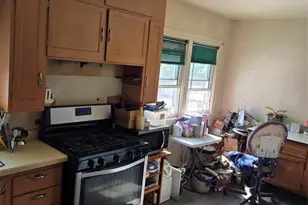 1111 Vine St, Eau Claire, WI 54703 - Photo 6