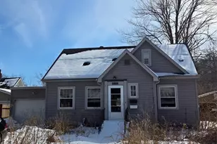 1111 Vine St, Eau Claire, WI 54703 - Photo 2