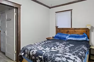 2124 8th St, Eau Claire, WI 54703 - Photo 10