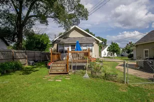 2124 8th St, Eau Claire, WI 54703 - Photo 20