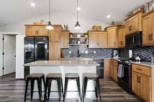 109 Dunn St, Colfax, WI 54730 - Photo 10