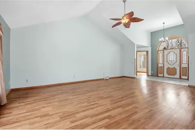 8505 257th Street, Cadott, WI 54727 - Photo 10