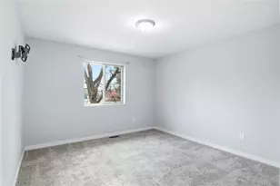 2647 Sessions St, Eau Claire, WI 54701 - Photo 14