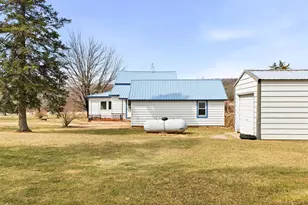N1884 Hwy Z, Eau Galle, WI 54751 - Photo 8