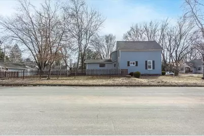 1332 Knapp Street, Menomonie, WI 54751 - Photo 40