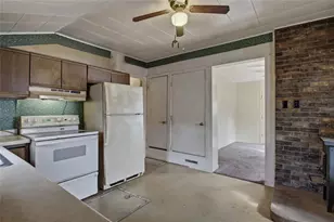 1127 E Madison St, Eau Claire, WI 54703 - Photo 8