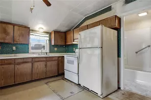 1127 E Madison St, Eau Claire, WI 54703 - Photo 10