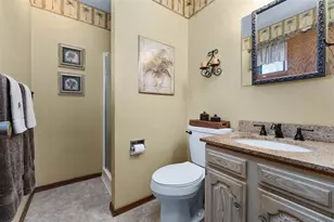 804 Roberts St, Altoona, WI 54720 - Photo 26