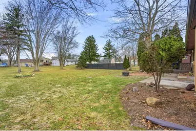 804 Roberts Street, Altoona, WI 54720 - Photo 38