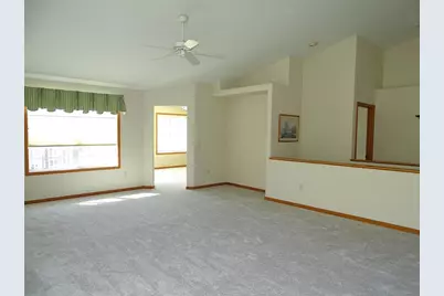 4525 E Hamilton Avenue #28, Eau Claire, WI 54701 - Photo 14