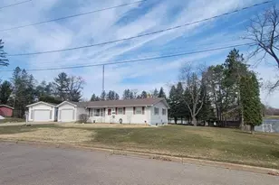 1223 Harrison St, Black River Falls, WI 54615 - Photo 8