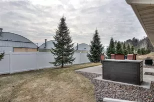 5609 Grn Pk Dr, Eau Claire, WI 54703 - Photo 26