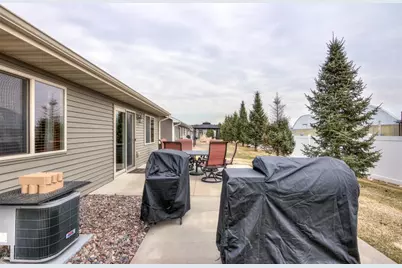 5609 Green Park Drive, Eau Claire, WI 54703 - Photo 28