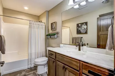 5609 Green Park Drive, Eau Claire, WI 54703 - Photo 20