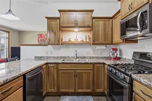 3442 Creek Ridge Dr, Eau Claire, WI 54703 - Photo 12